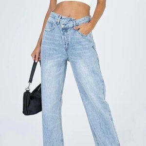 Princess Polly Holly Asymmetric Straight Leg Jean Light Wash Denim Size 0 - NWT